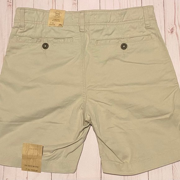 BNWT - Men's Stone Shorts - Picture 3 of 4